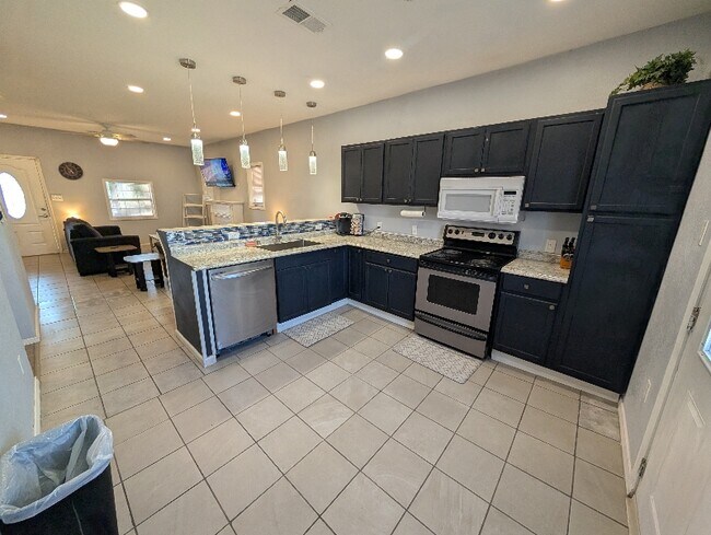 Foto del edificio - 503 Nolan St