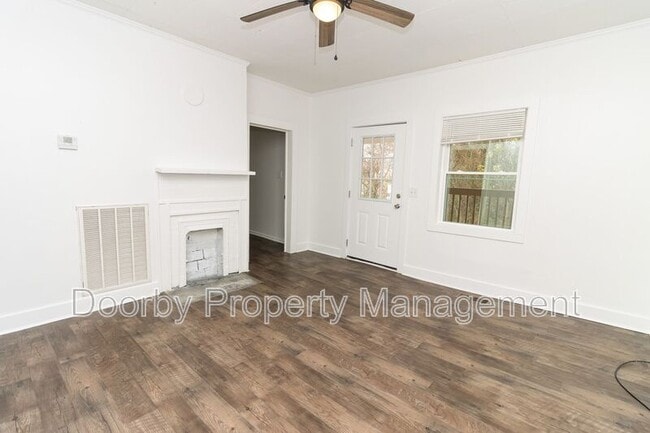 Foto del edificio - 1123 Lang St SE