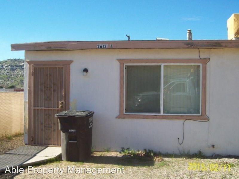Primary Photo - 2613 Flower St