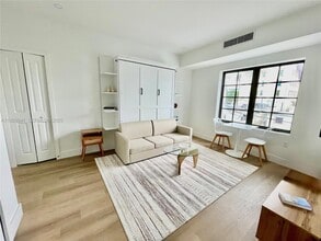 Building Photo - 1619 Jefferson Ave