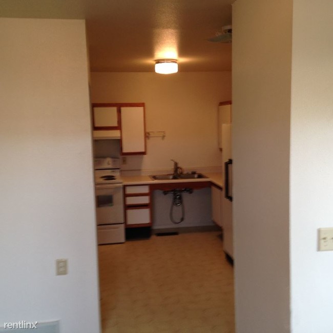 Foto del edificio - 3 br, 1 bath Apartment - 927 S. David