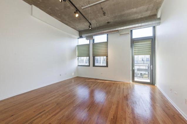 Foto del edificio - 900 N Kingsbury St