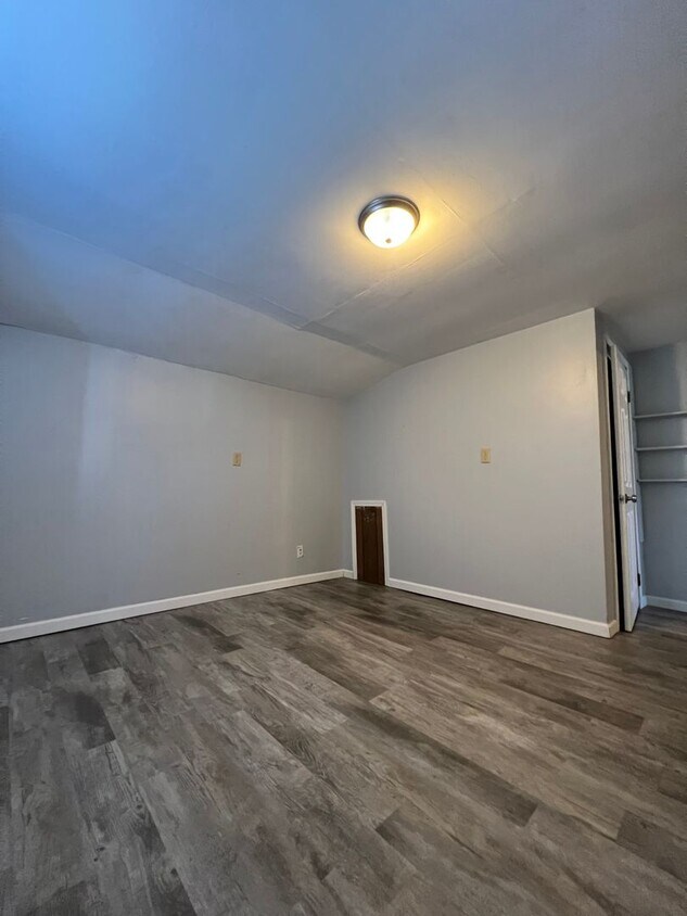 1418 Travis St Unit 1418, La Crosse, WI 54601 Room for Rent in La Crosse, WI