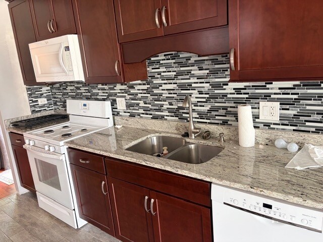Building Photo - 467 Valleyview Dr