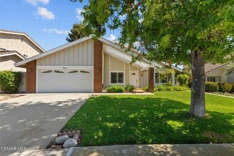 Building Photo - 248 Cedar Heights Dr