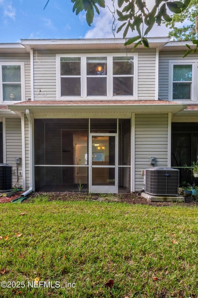 Foto del edificio - 3483 Lone Tree Ln