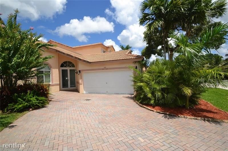 8157 Madison Lakes Cir S, Davie, FL 33328 House Rental in Davie, FL