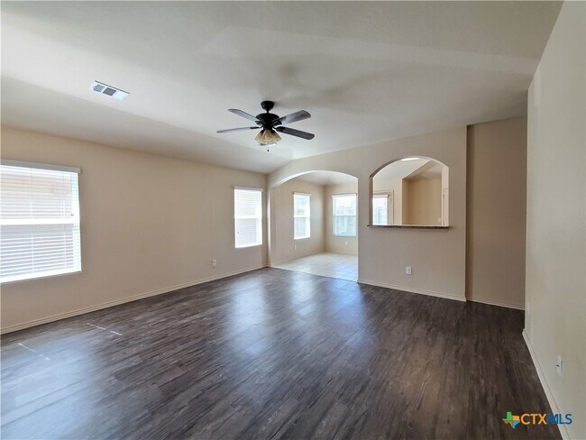 Building Photo - 1536 Gateshead Dr