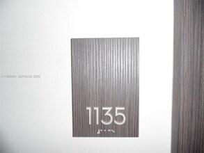 Building Photo - 20505 E Country Club Dr