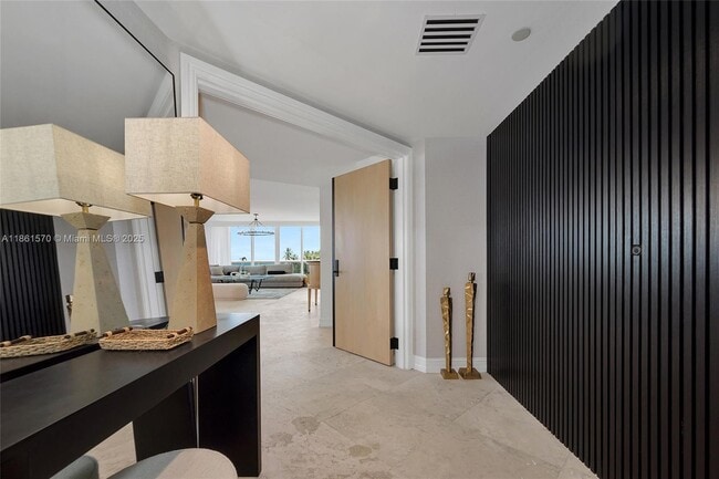 Building Photo - 9559 Collins Ave