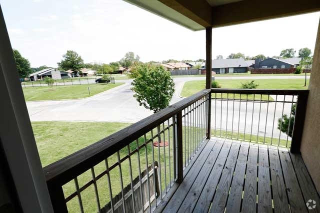 Balcony - Rolling Hills at Elm Creek