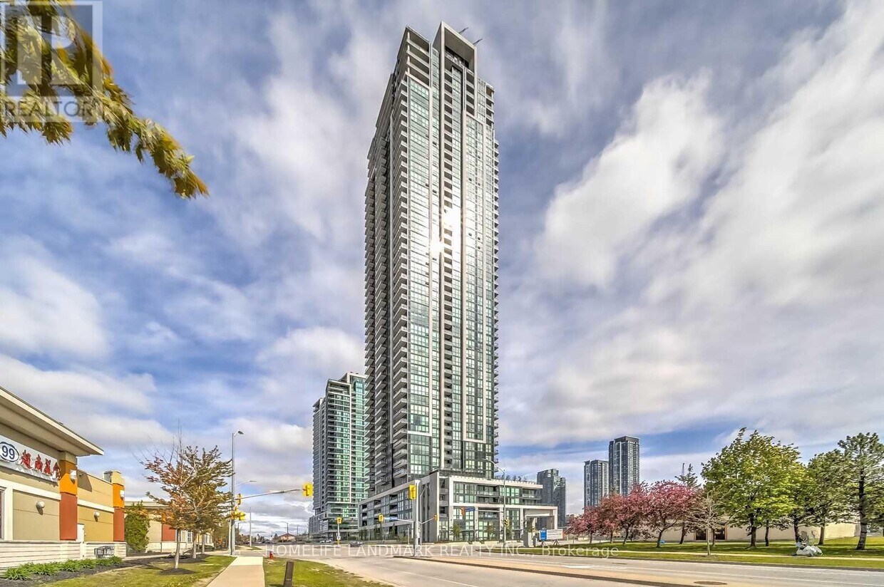 Photo principale - 3975-3975 Grand Park Dr