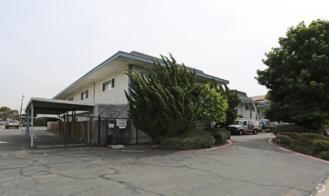 Building Photo - The Chula Vista Townhouse