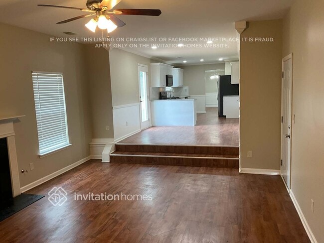 Building Photo - 301 Rambling Ct