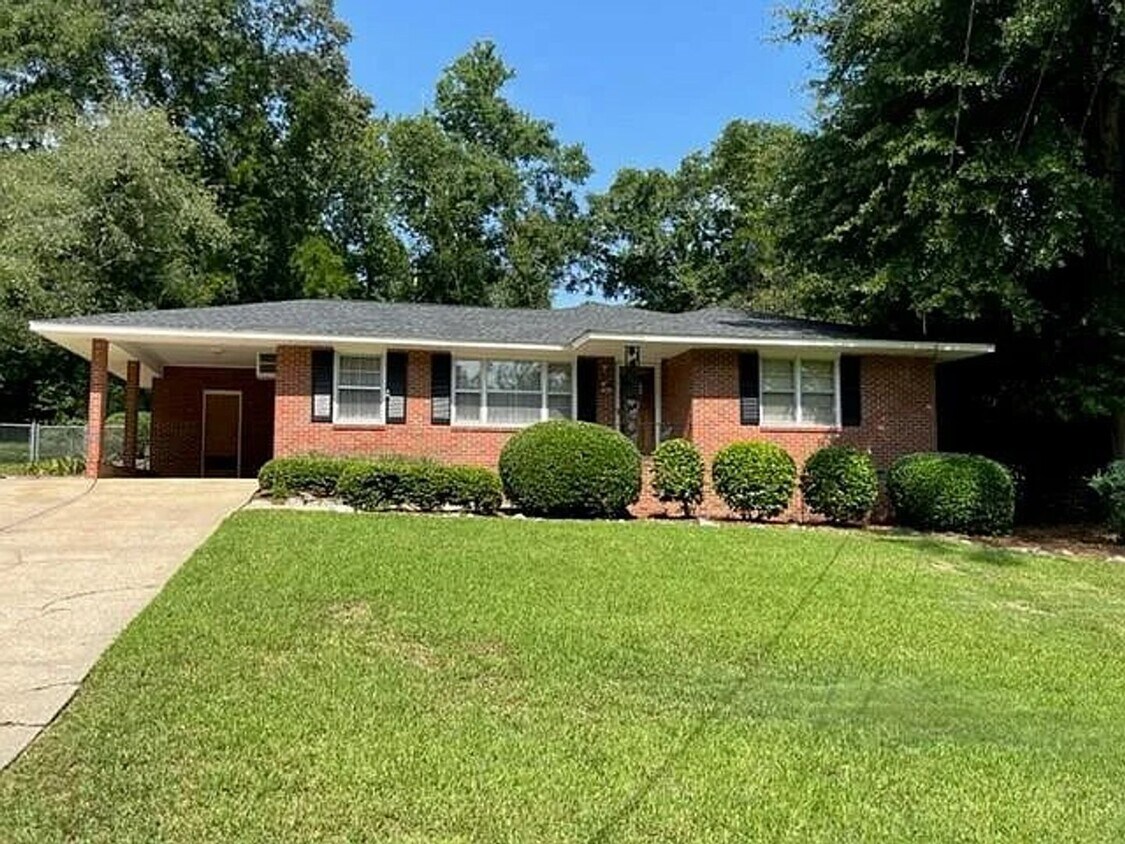 Foto principal - 4531 Gladys Dr