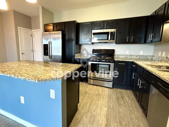 Foto del edificio - 4100 N Albion St