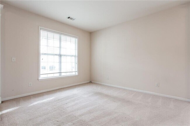 Foto del edificio - 910 Wendlebury Ct