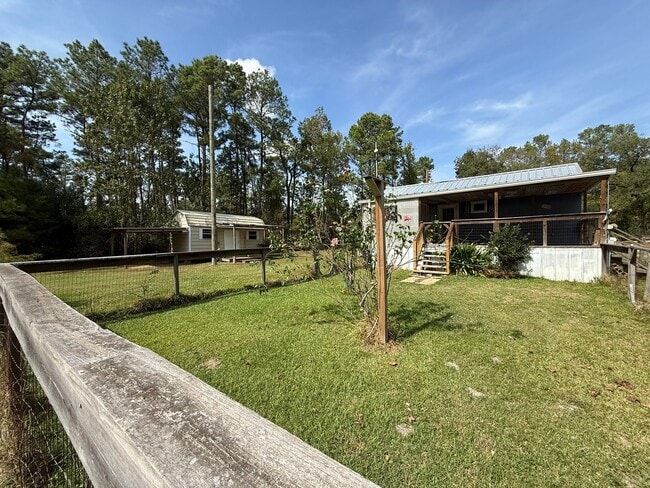 Building Photo - 11823 FM 355