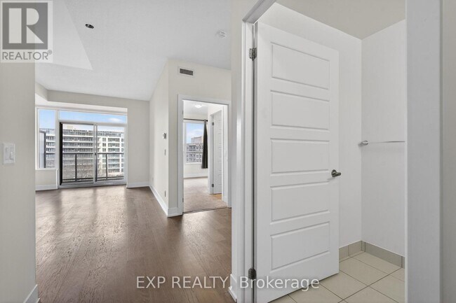 Photo du bâtiment - 7 Kenaston Gardens