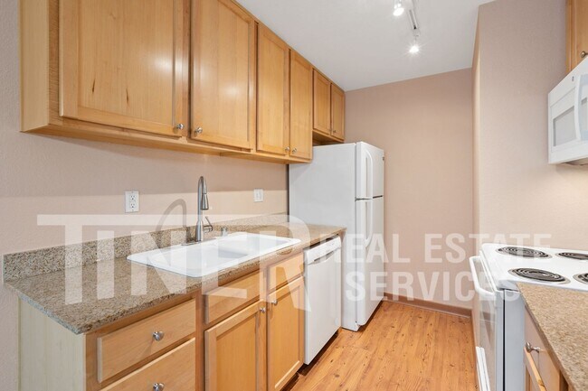 Foto del edificio - Rollingwood Commons Condominium - Tier 5 -...