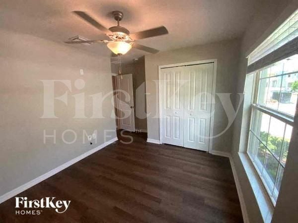 Foto del edificio - 7077 Emerald Spring Loop