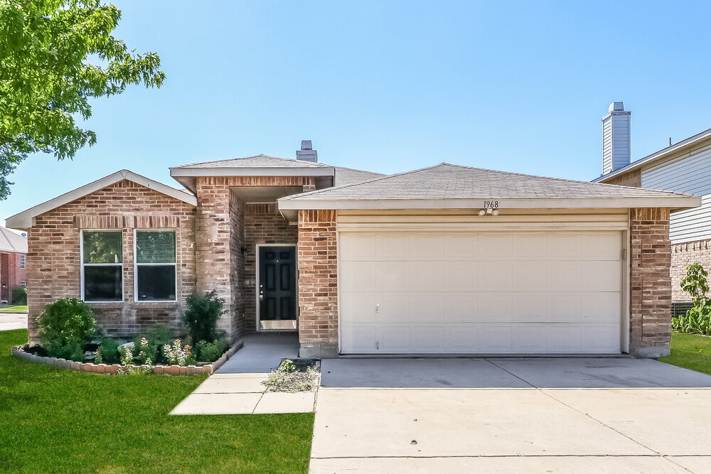 Foto principal - 1968 Riverchase Ln