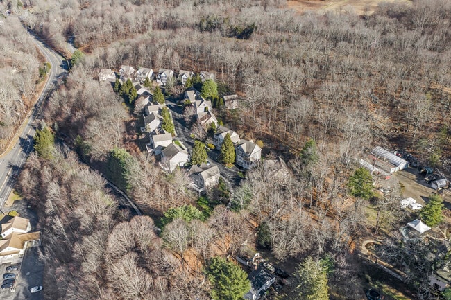 Foto del edificio - 4 Woods Way