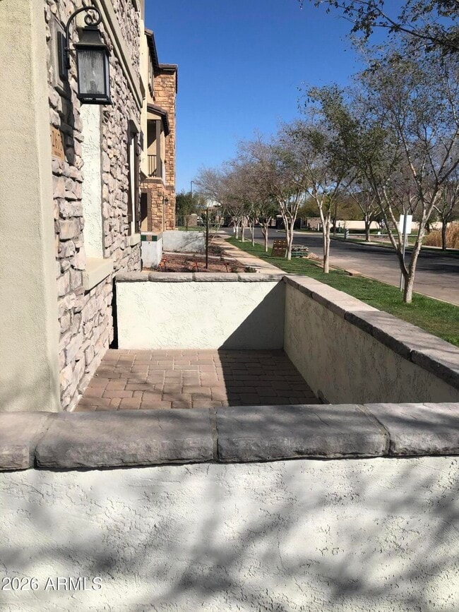 Building Photo - 2675 S Balsam Dr