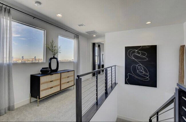 Foto del edificio - 1111 Blue Diamond Rd