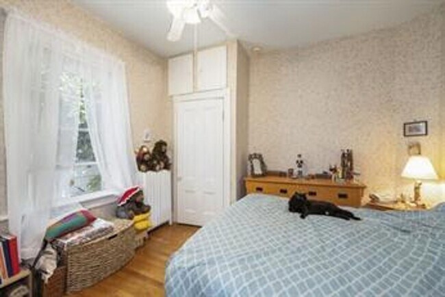 Foto del edificio - Rare 2 bed for its price in Brighton.... SEPT 1ST