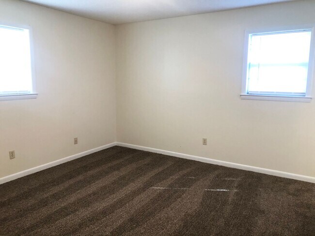 Foto del edificio - 812 Glenwood Rd