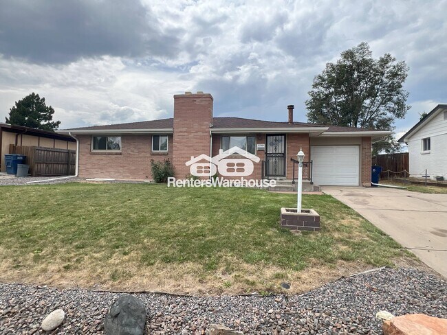 Building Photo - 7759 Elmwood Ln