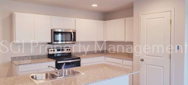 Building Photo - BEAUTIFUL CASA GRANDE HOME!!