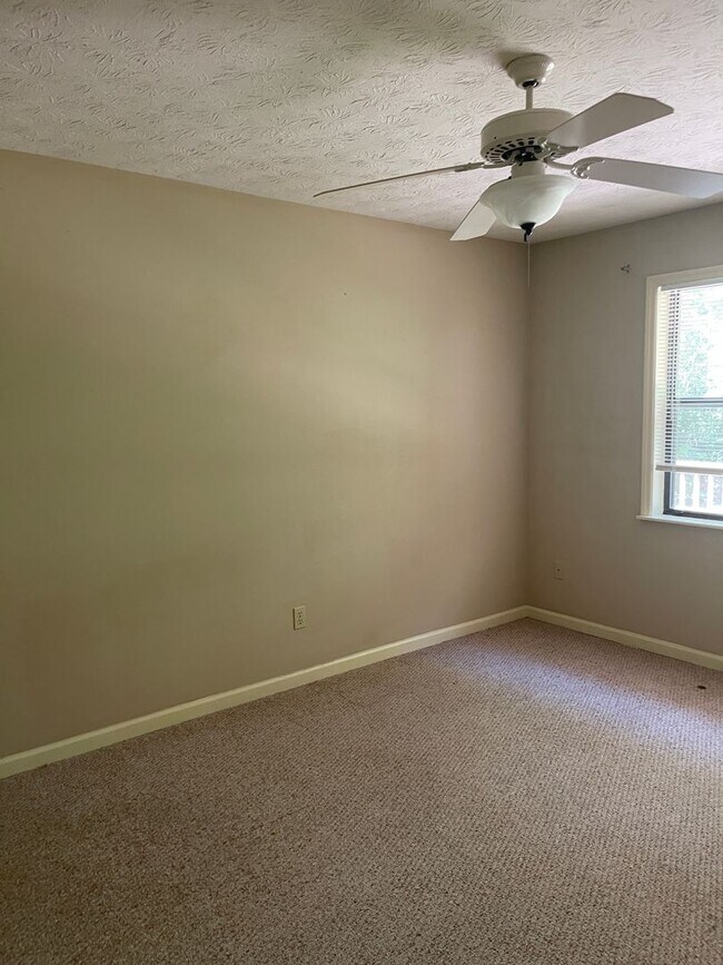 Foto del edificio - Hampton 1367-1369