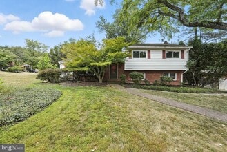 Building Photo - 703 N Naylor St