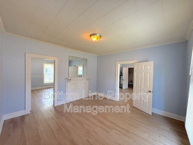 Foto del edificio - 1912 Gum St