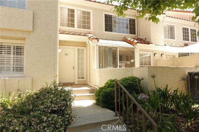 Foto principal - 4240 Lost Hills Rd