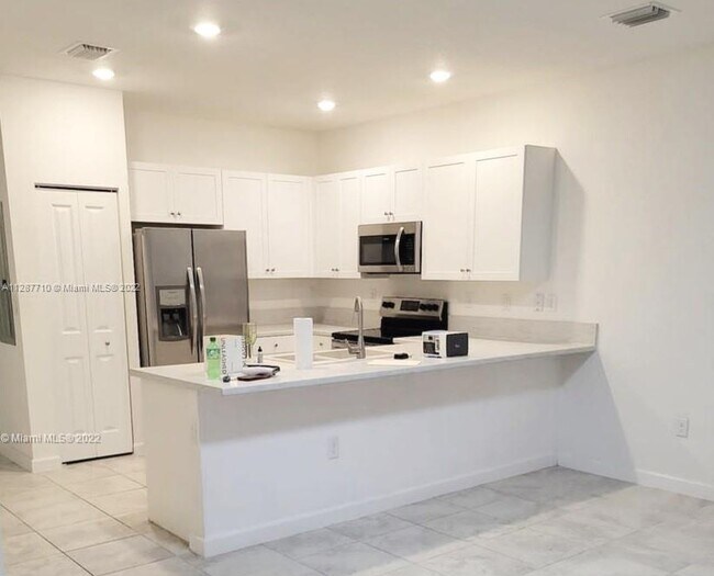 Building Photo - 11232 SW 249th St
