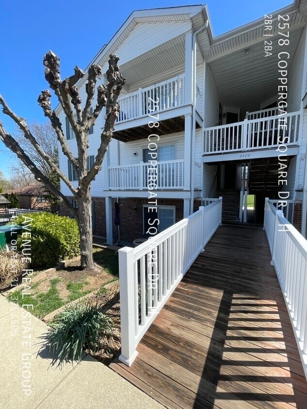 2578 Coppergate Square Dr, St. Louis, MO 63129 House Rental in St