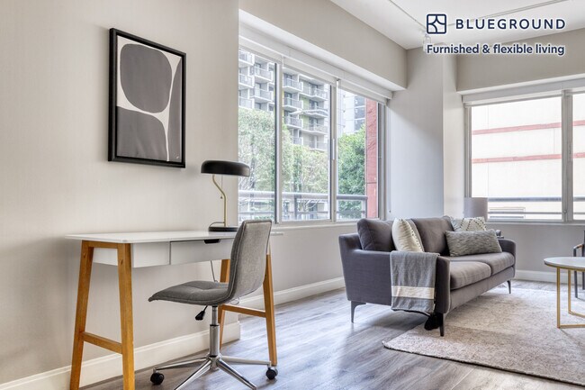 Foto del edificio - 225 S Olive St