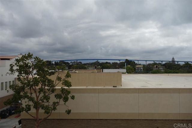 Building Photo - 120 C Ave