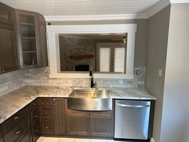 Building Photo - Available June 1st.  Beautiful 2 bed 1.5 bath in Southaven