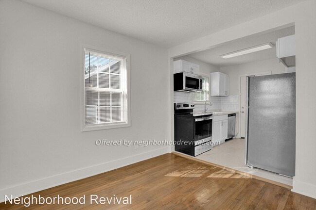 Building Photo - 2 br, 1 bath House - 3192 Walnut Grove
