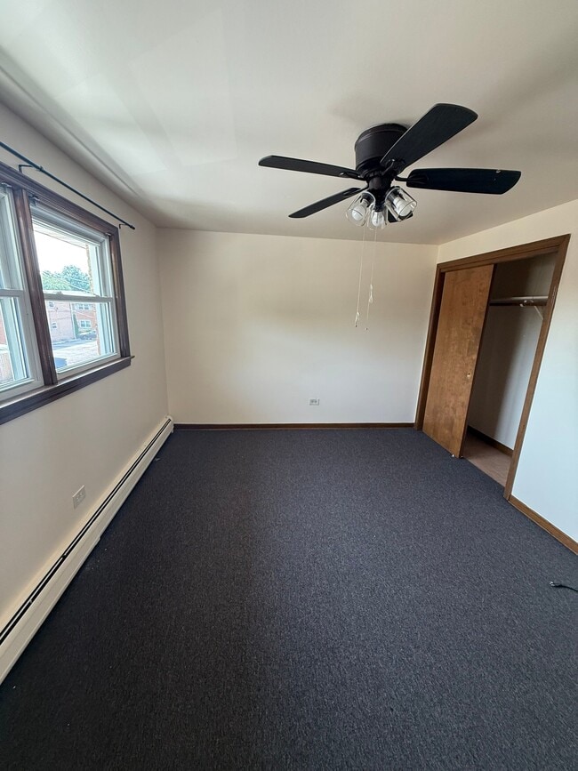 Building Photo - 3607 W 120th St
