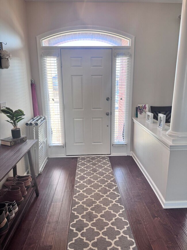 Foto del edificio - 4 Bedroom 2 Bath in Deer Creek