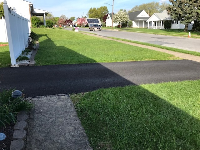 Building Photo - 2030 Eastman Ave