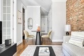 Foto principal - 345 E 5th St