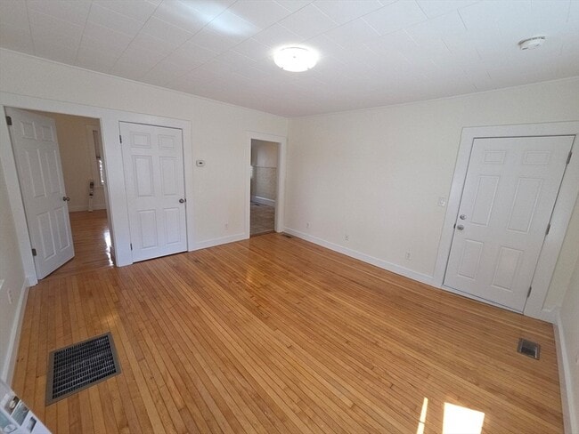 Building Photo - 68 Nahant Ave