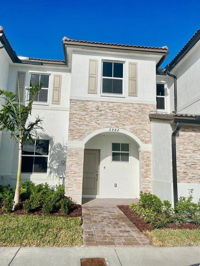 Building Photo - 2882 SE 26th Ter