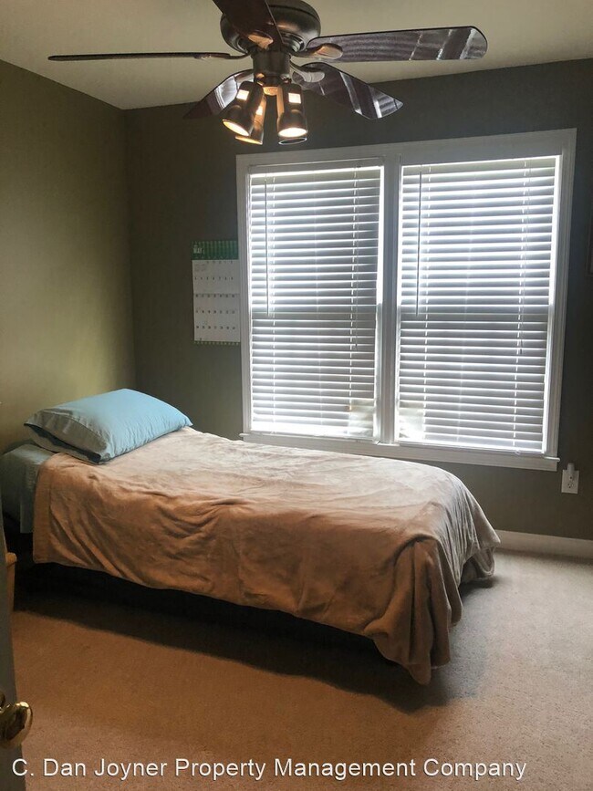 Foto del edificio - 3 br, 2 bath House - 217 Ivy Drive
